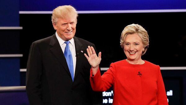En una banalización de la historia, Hillary Clinton sugiere que Trump es una amenaza como lo fue Hitler