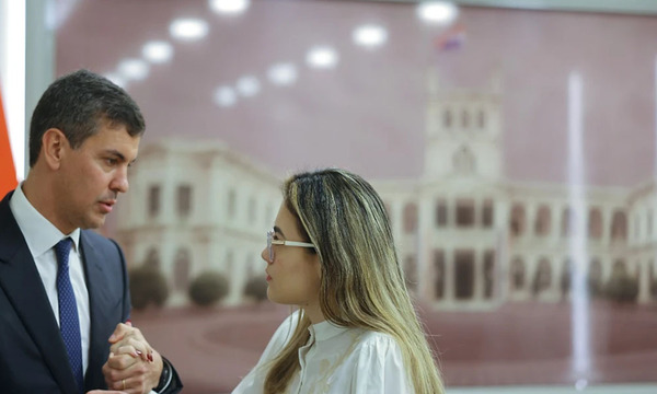 La nueva ministra de la Juventud “no recuerda” tuits racistas, pero dice que era adolescente - OviedoPress