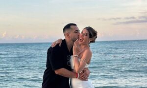 (GALERIA)ExMiss Mundo recibió propuesta de casorio en Cancún