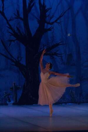 “Giselle” volverá a bailar en el Teatro Municipal, con un homenaje a Teresa Capurro - Cultura - ABC Color