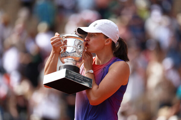 Versus / La polaca Iga Swiatek gana su cuarto título en Roland Garros