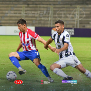 ENCARNACIÓN FC GANA Y SE RECUPERA FRENTE A DEPORTIVO SANTANÍ - TVS