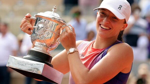 Swiatek destroza a Paolini y conquista su cuarto Roland Garros