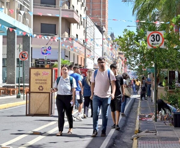 Fin de semana largo con programa especial sobre calle Palma de Asunción y otros espacios