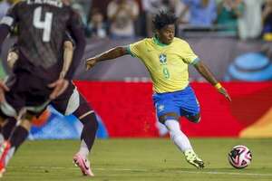 Endrick resuelve en el final - Fútbol Internacional - ABC Color