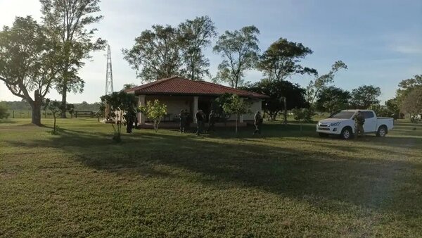 Grupo armado asaltó estancia en Paso Barreto y se llevó dos vehículos - Radio Imperio 106.7 FM