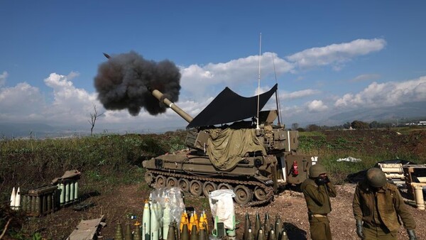 Hizbulá ataca con drones un cuartel general israelí alejado de la frontera común