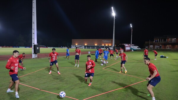 Selección Paraguaya: Buscando a un artillero