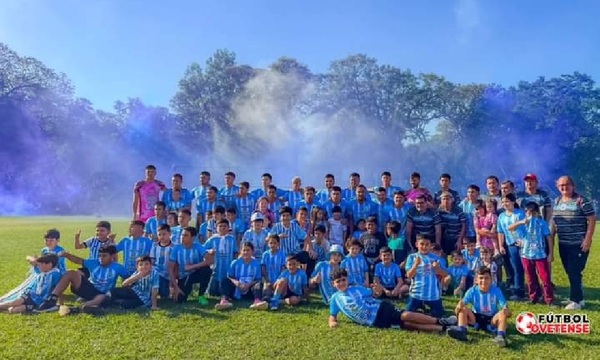 El 8 de Diciembre venció en penales al “11” y se coronó campeón de la Liga Ovetense - OviedoPress