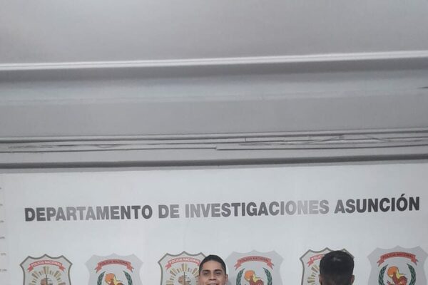 Pelotero cayó por pelar pescadería