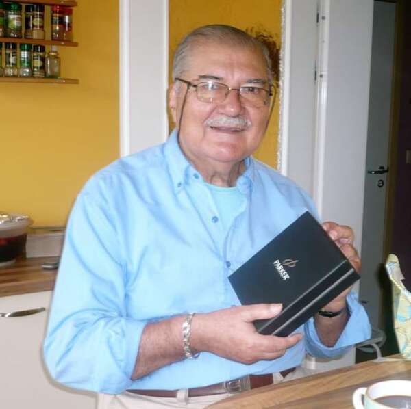 Muere el músico Arnaldo Peralta, coautor de “Acuarela Paraguaya” - Música - ABC Color