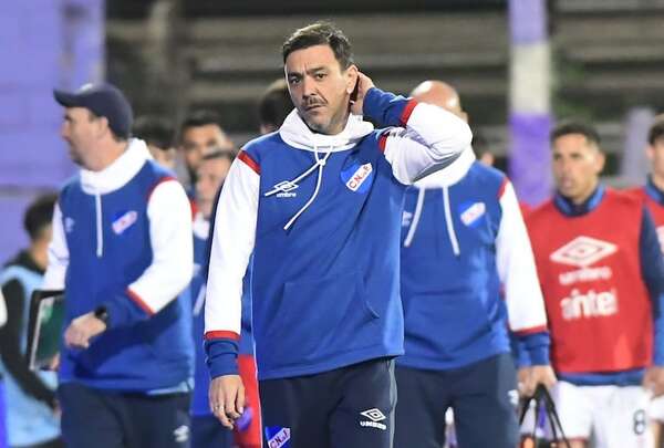 Atención Olimpia: Álvaro Recoba fue destituido en Nacional de Montevideo - Fútbol Internacional - ABC Color