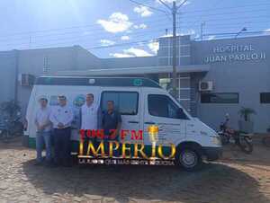 Centro de Especialidades Juan Pablo II recibe una nueva ambulancia - Radio Imperio 106.7 FM