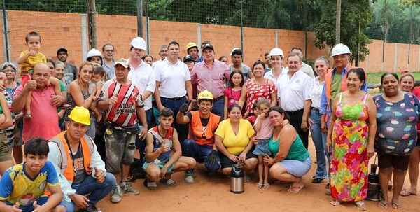¡Baruja cumple! 600 familias de Central tendrán casa propia - Chismes, Arte y Espectáculo - Churero.com