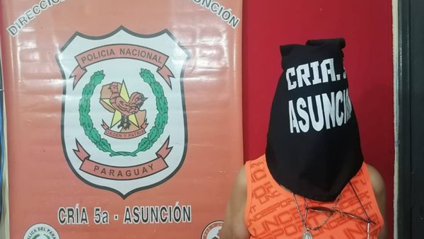 Detienen a una mujer por la muerte de su hermano