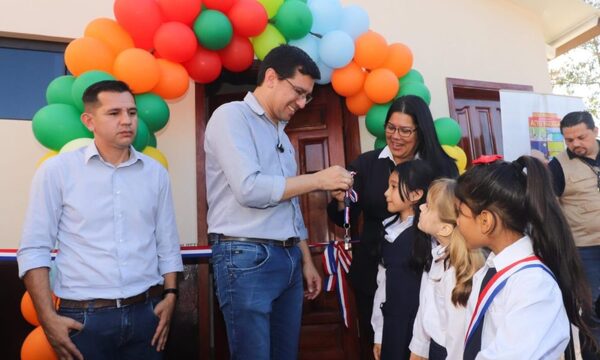 “Landy” inaugura obras en Puerto Irala y destaca mejora de la calidad de vida de muchas familias – Diario TNPRESS