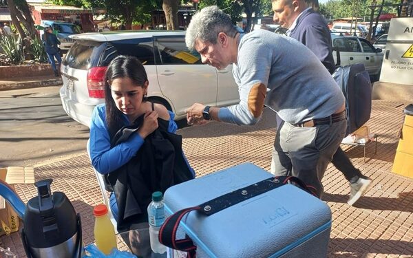 Exitosa jornada de vacunación en el microcentro de Ciudad del Este