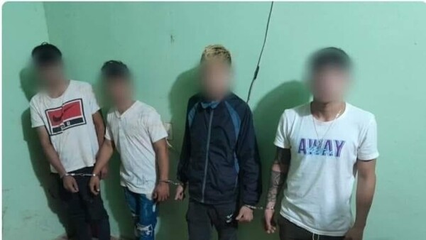 Quiso sacar a la fuerza a su hijo de la comisaría y quedó detenida