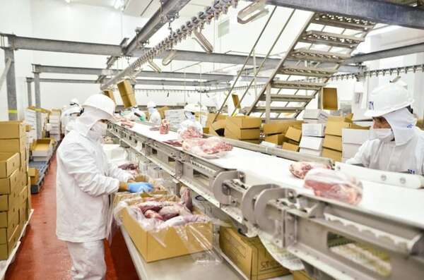El reajuste del salario mínimo solo beneficiará al 17% de los asalariados - Economía - ABC Color