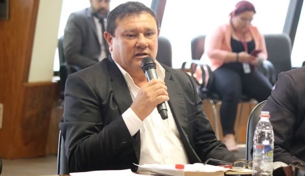 Allanan Municipalidad de Tomás Romero Pereira por sospechas de corrupción