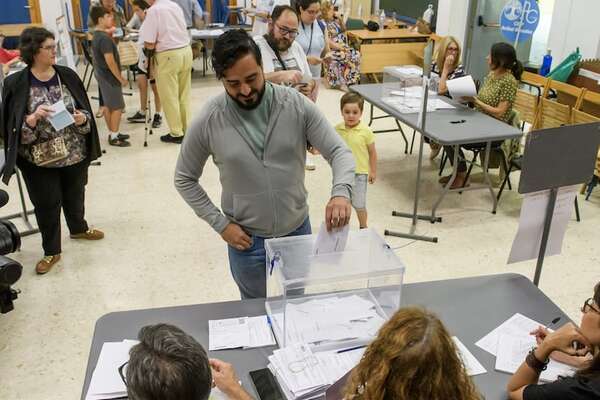 Próximo eurodiputado español y ex VOX: “vengo a reventar el sistema” - Mundo - ABC Color