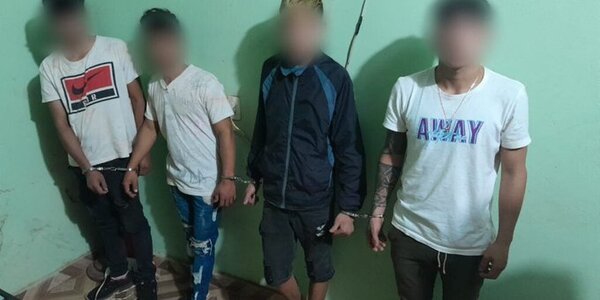 Familiares atacan comisaría tras la aprehensión de un adolescente