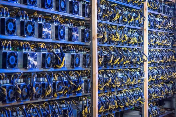 Ministro ve en la criptominer铆a una manera de 'monetizar' excedente de energ铆a paraguaya - Revista PLUS