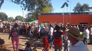 Reclaman renuncia de intendenta por presunta corrupción