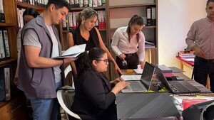 Allanan Municipalidad de Tomás Romero Pereira por presunta corrupción