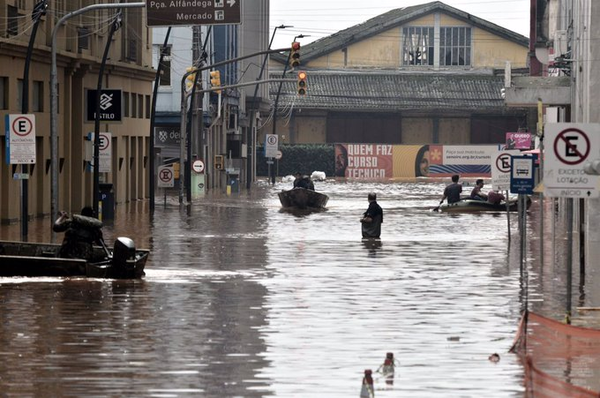 Suben a 175 los muertos por las inundaciones en Brasil - Megacadena - Diario Digital