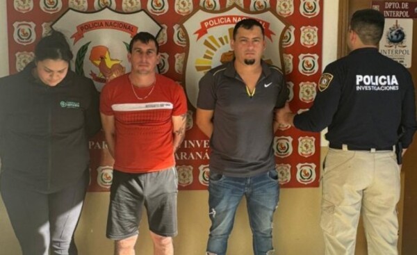 Detienen a empleada y dos hombres por millonario robo