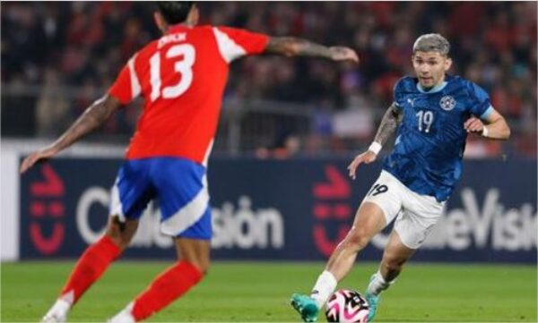 Bajo rendimiento de albirroja aplazada y goleada allende la Cordillera