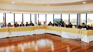 Reconocen que deuda del IPS es el gran déficit y trabajarán en 3 leyes