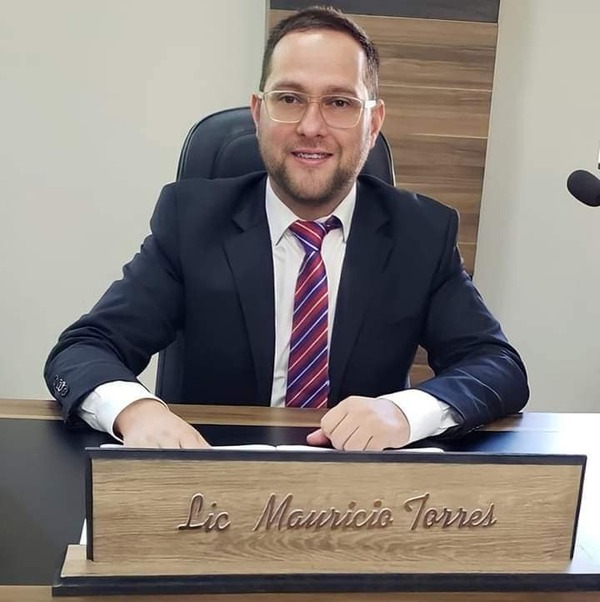 Improductivo concejal Mauricio Torres propone establecer el “Día del asado” - La Clave