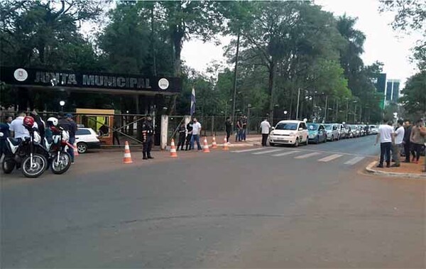 Junta Municipal de CDE aprueba ordenanza que regula transporte por aplicativo | DIARIO PRIMERA PLANA