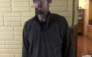 Detienen a sujeto que se resistió a control policial