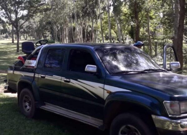 Ladrones dejaron sin vehículo a exjugador de Cerro