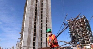 En abril la actividad económica tuvo fuerte expansión con 7,8%