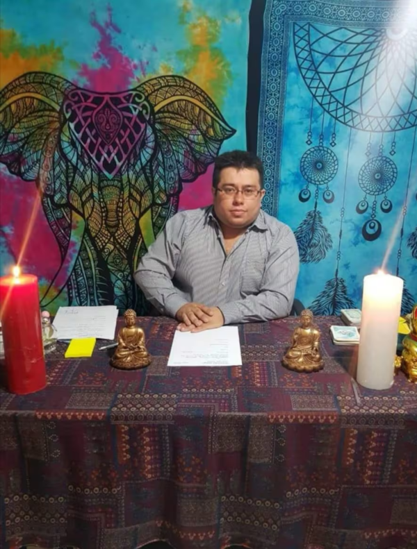 No lo predijo: detienen a tarotista por vaciamiento de cuentas