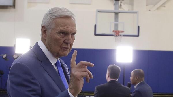Muere Jerry West, leyenda de la NBA y de Los Angeles Lakers