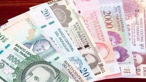 Oficializan el reajuste del salario mínimo - SNT