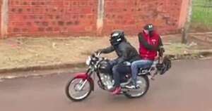 Diario HOY | ‘Ejército’ de motociclistas huyen al ver policías: tres detenidos con biciclos robados