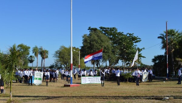 Instituciones educativas conmemoran la Paz del Chaco en Puerto Casado