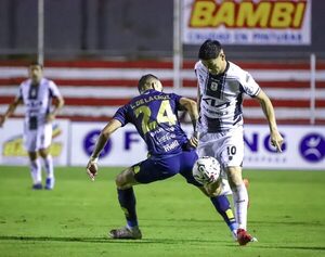 Comienza a moverse el mercado de pases del fútbol paraguayo · Radio Monumental 1080 AM