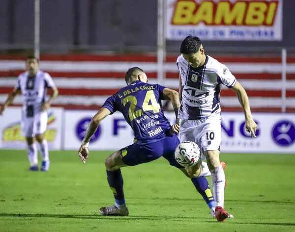 Comienza a moverse el mercado de pases del fútbol paraguayo · Radio Monumental 1080 AM