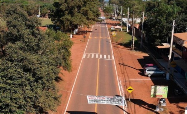 Inauguran tendido asfáltico con varias obras complementarias