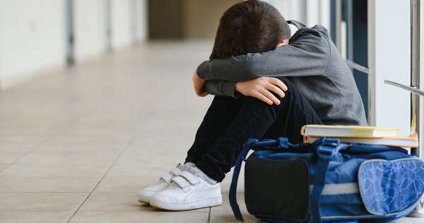 La Nación / Itauguá: el MEC intervino en el caso del adolescente de 13 años atacado por estudiantes