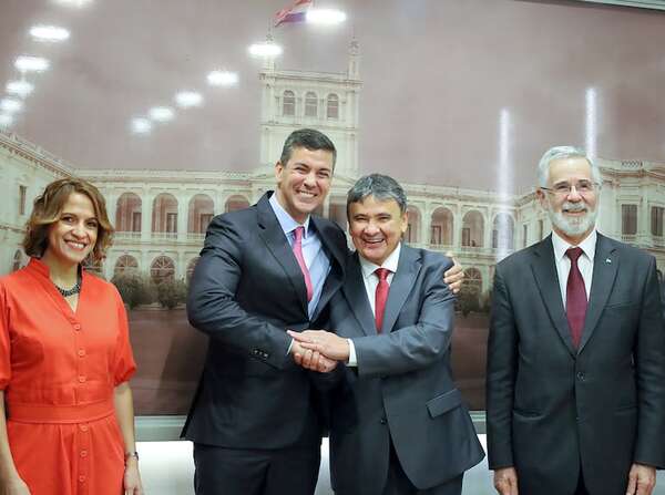 Peña se reunió con ministro de Brasil para compartir experiencias sobre programas sociales - Nacionales - ABC Color