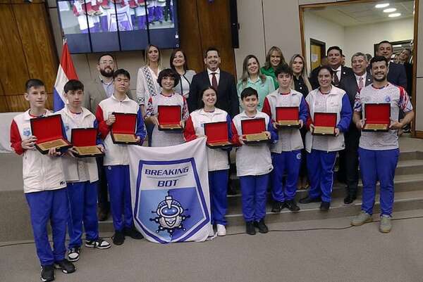 Joven exige mayor inversión en educación - Política - ABC Color