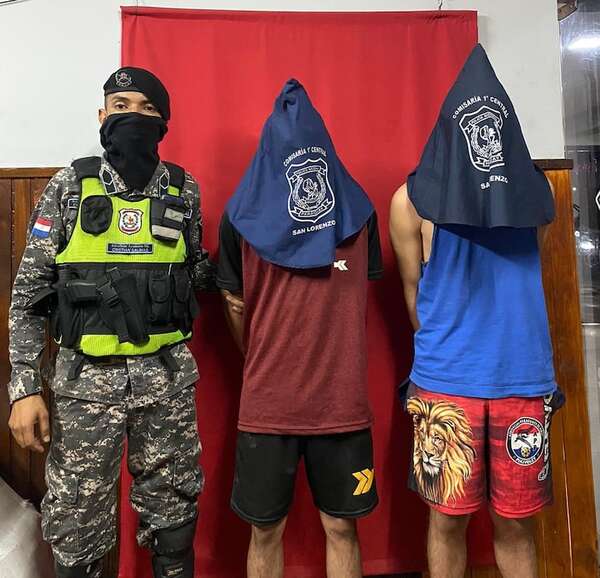 Dos presuntos autores de robo de celular fueron detenidos en San Lorenzo - Policiales - ABC Color